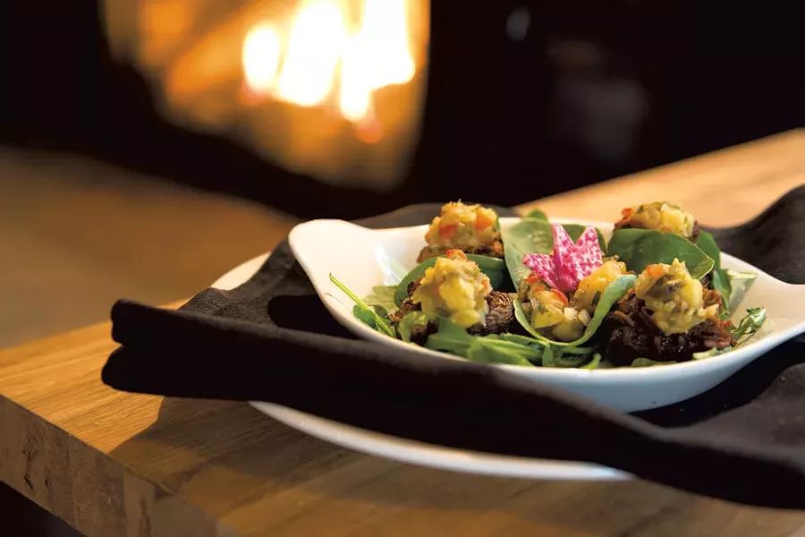 Duck confit-stuffed mushrooms - JAMES BUCK