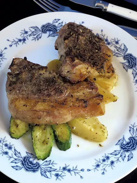 Lamb chops - MATTHEW THORSEN