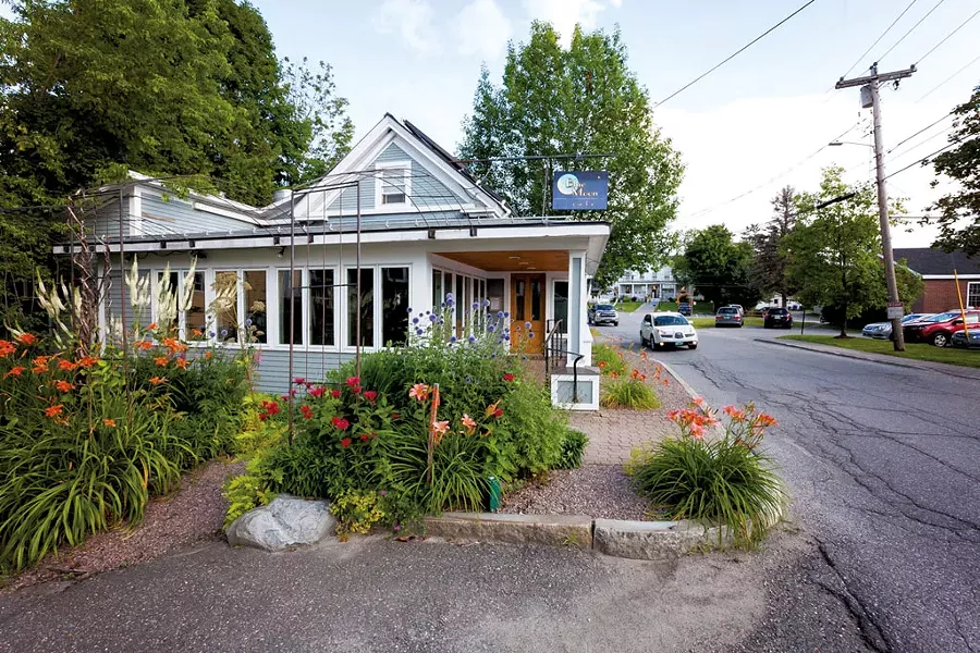 The former Blue Moon Café, future home of a new wine bar. - COURTESY OF TRUCKIELOO PHOTOGRAPHY