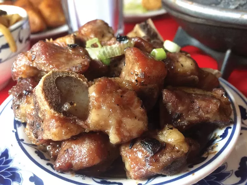Spareribs at A Single Pebble - ALICE LEVITT