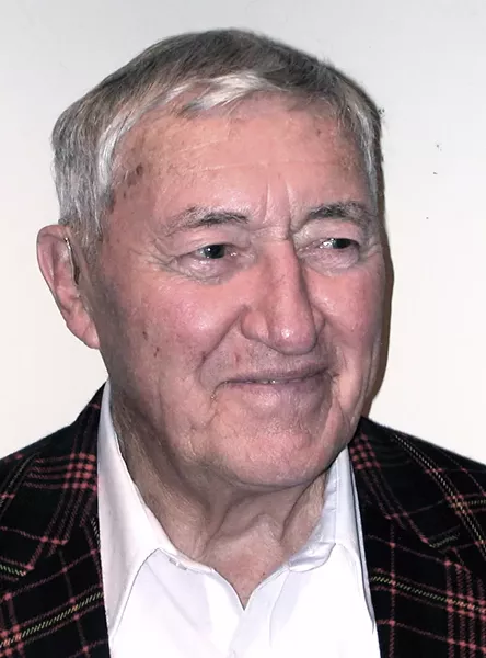 Gordon Lowe