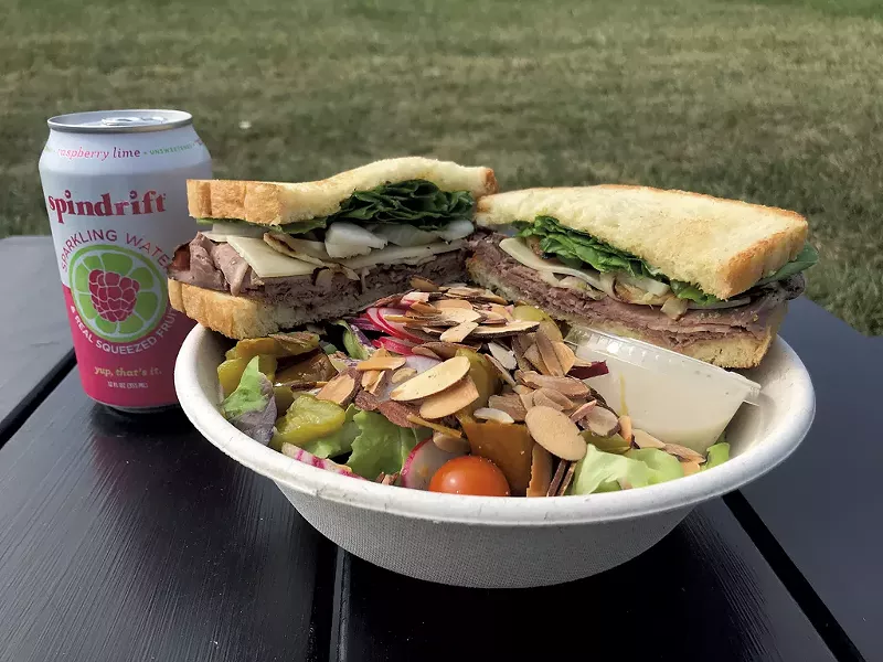 Lunch at Philo Ridge Farm - SALLY POLLAK ©️ SEVEN DAYS