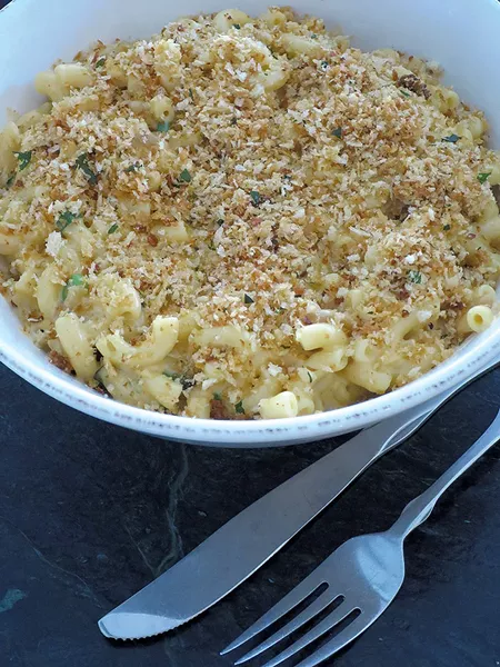 Classic mac at the Farmhouse Tap & Grill - MATTHEW THORSEN