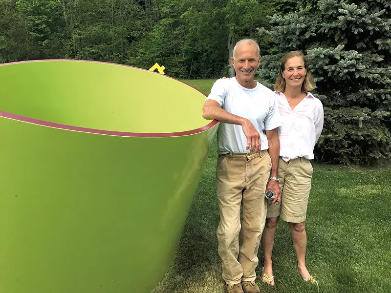 Frank and Elaine Ittleman next to "LimeTonic" by Charles Orme - PAMELA POLSTON
