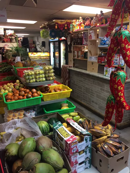 Central Market Taste of Asia - SUZANNE PODHAIZER