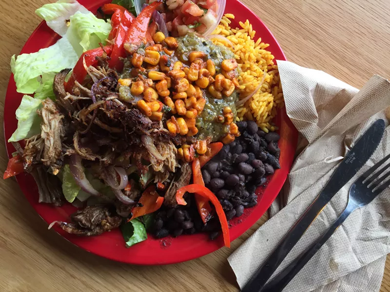 Carnitas grilled salad, Bueno Y Sano - HANNAH PALMER EGAN