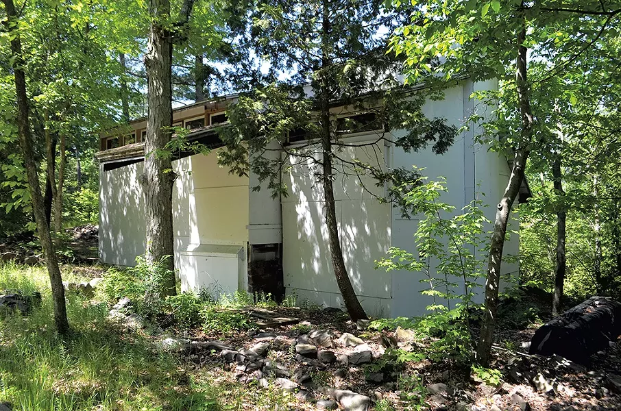 The front of 97 Dunder Road - SASHA GOLDSTEIN
