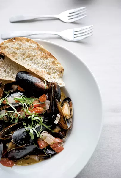 Mussels Renoir - CALEB KENNA
