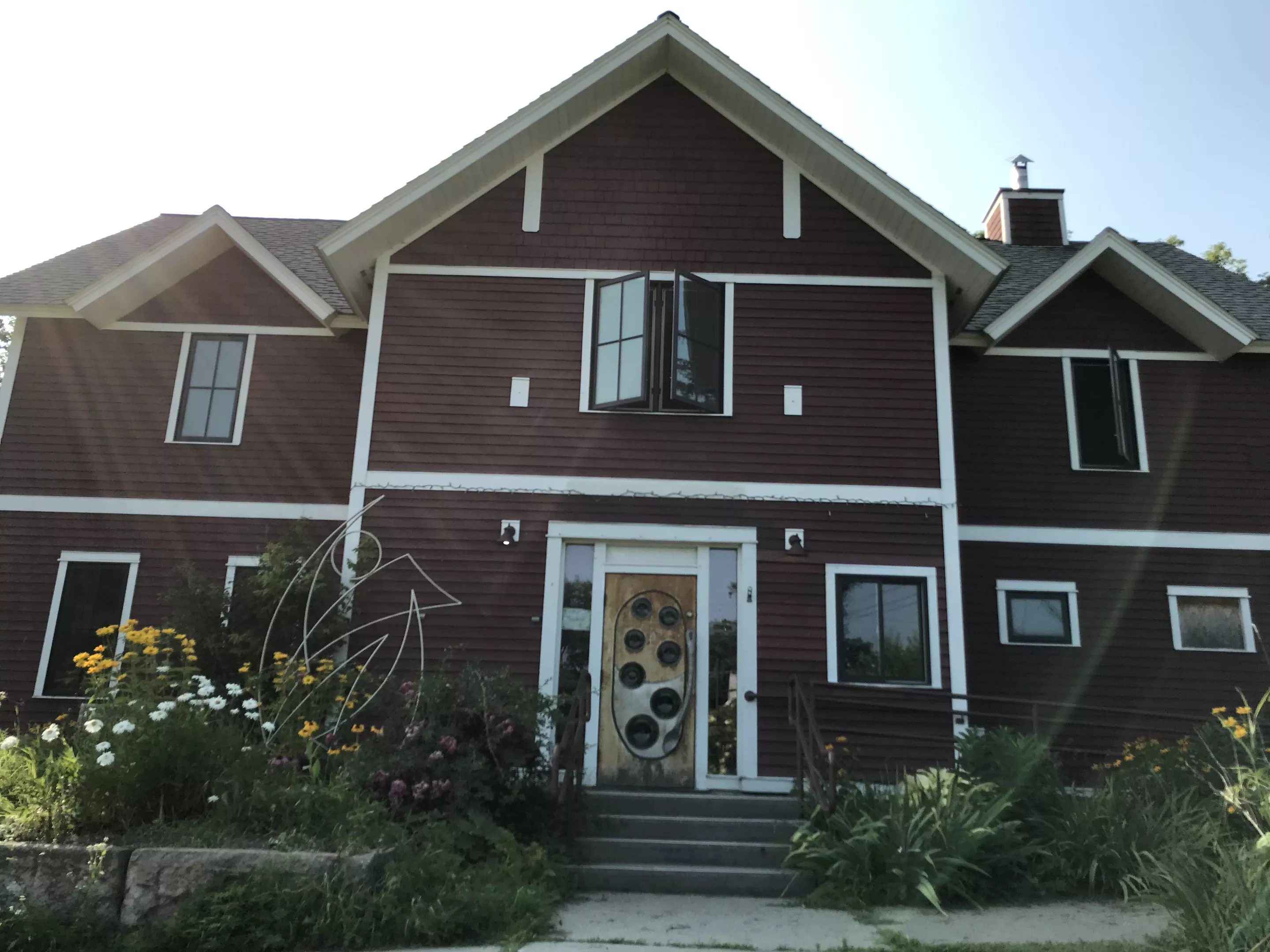 Stone S Throw Opens With A Free Pizza Party In Richmond Bite Club