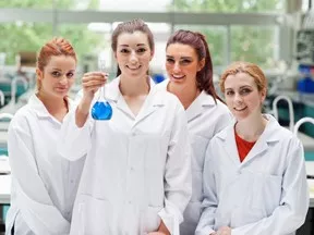 women-scientists.jpg
