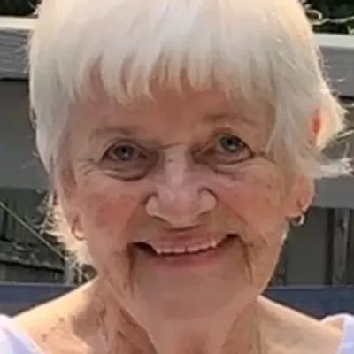 Obituary: Betsy J.G. Van Liew, 1940-2020