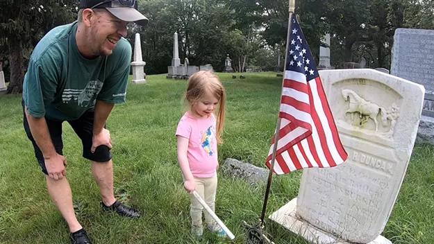 Stuck in Vermont: Old East End Neighbors Volunteer at Greenmount Cemetery - Vimarsana News