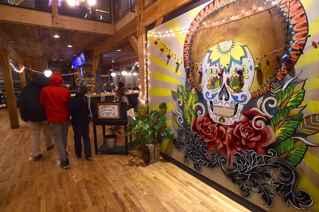 Tres Amigos and Rusty Nail Music Venue Close in Stowe - Vimarsana News
