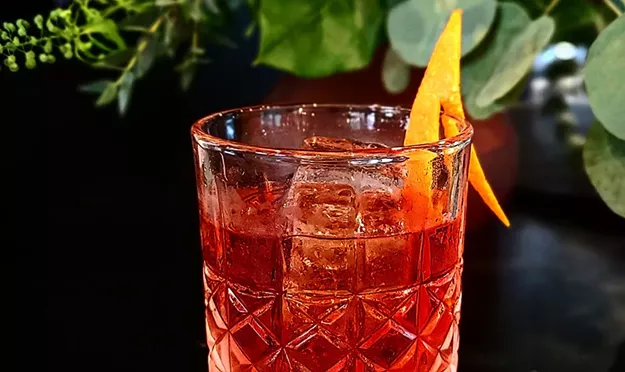 Après Cocktail and Wine Lounge Opens Inside Mirror Mirror in Stowe - Vimarsana News