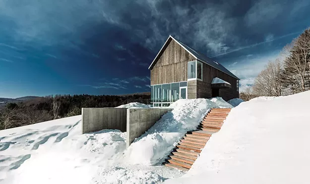 Woodstock's Bank Barn Transforms Agricultural Architecture - Vimarsana News