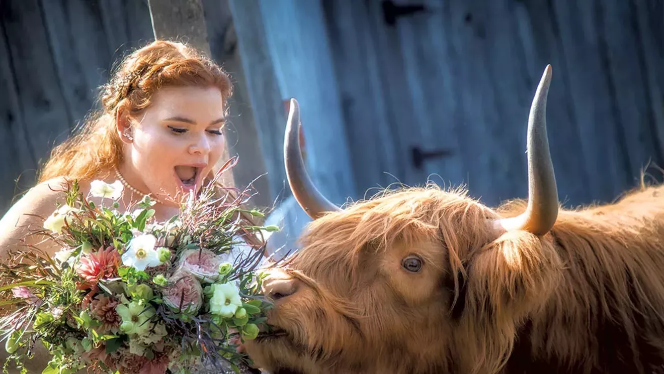 A Tunbridge Sheep Farm-Turned-Wedding Venue Blends the Rustic With the Elegant - Vimarsana News