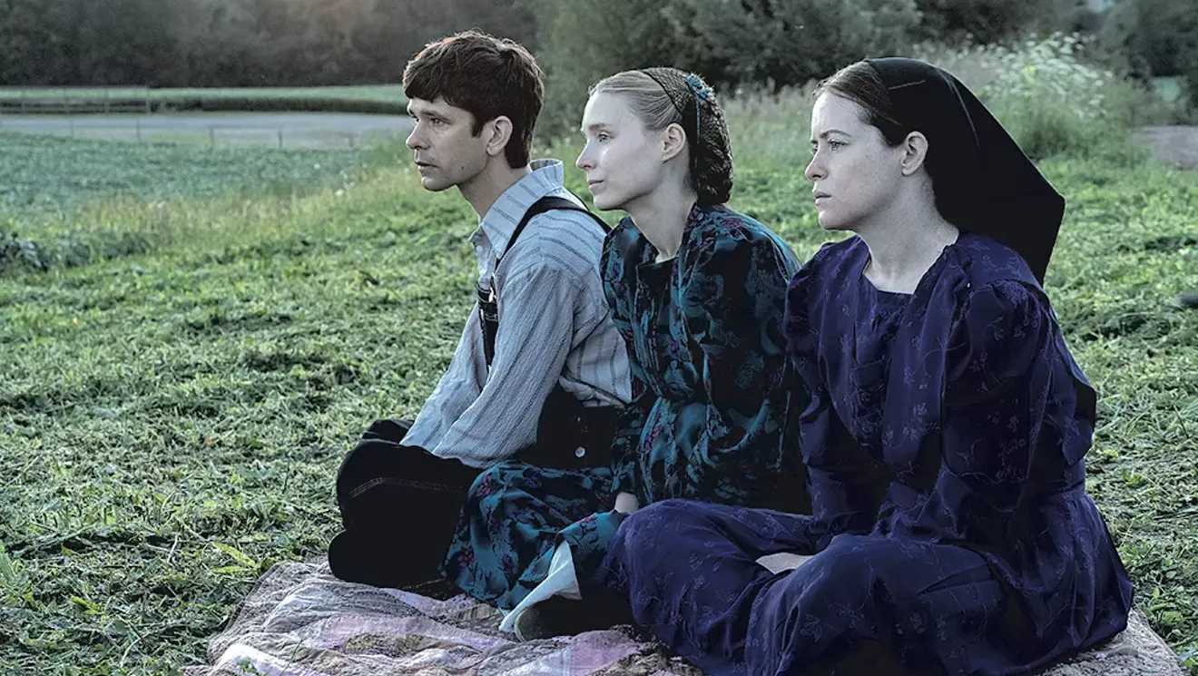 'Women Talking' Raise Powerful Questions in Sarah Polley's Oscar-Nominated Drama - Vimarsana News