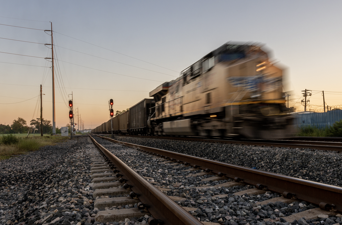 Slog PM: Rail Strike Draws Closer; Monkeypox Cases Down Statewide; If You Buy a New Patagonia Fleece, the Profit Is Going Towards Fighting Climate Change - Vimarsana News