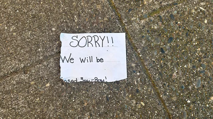 Slog AM: ICE Out of MN, Seattle Hosts Big-Ass Parade, Bondi Snubs Epstein Survivors