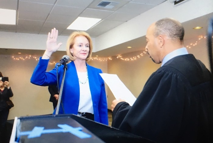 Jenny Durkan being sworn in as mayor in 2017.