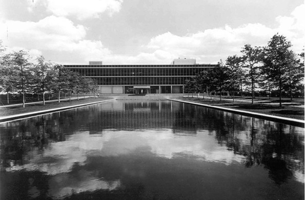 The Reynolds Metals corporate headquarters was constructed from 1955-1958 at 6601 W. Broad St. It was the first major suburban office park in the region. Designed by the internationally prominent architect Gordon Bunshaft of the Skidmore, Owings & Merrill (SOM) firm, the complex now houses Altria. - VIRGINIA DEPARTMENT OF HISTORIC RESOURCES