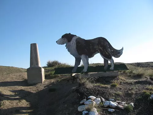 Sheps grave above Fort Benton