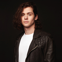 Flossin&rsquo; with Famba this NYE