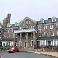 Dal students scramble for housing after getting residence rejections