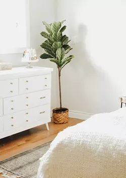webbedroom.jpg
