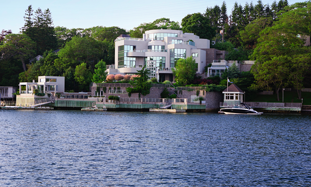 Big ol' house on the Northwest Arm. You'll be able to see it from the ferry. - VIA SUPERCITY REALTY