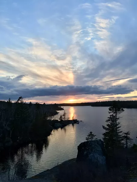 Susies Lake = paradise - LAURA HAWKINS