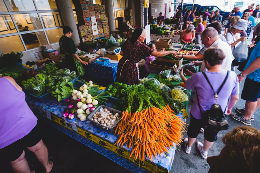 Alderney Farmers' Market - SAMUEL KEAN