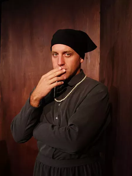 Stewart Legere plays a complicated gay icon among dozens of characters. - SHAKESPEARE BY THE SEA