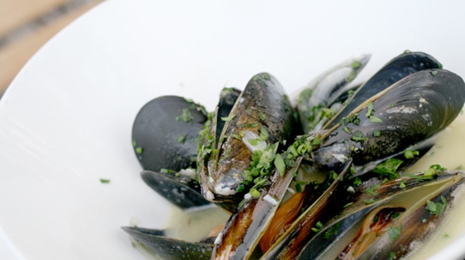 Maynard's Happy Hour Is a Delicious Deal with Mussels and Cocktails