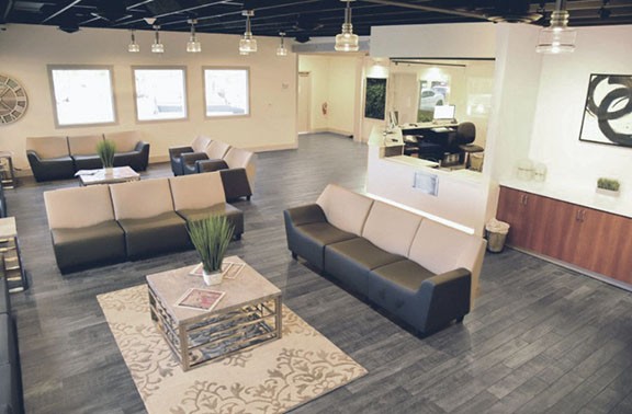 Both Earth’s Healing locations offer a comfortable, modern space for patients.