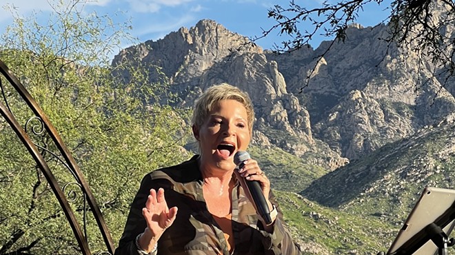 Rene Taylor Sings Live- Music in the Mountains