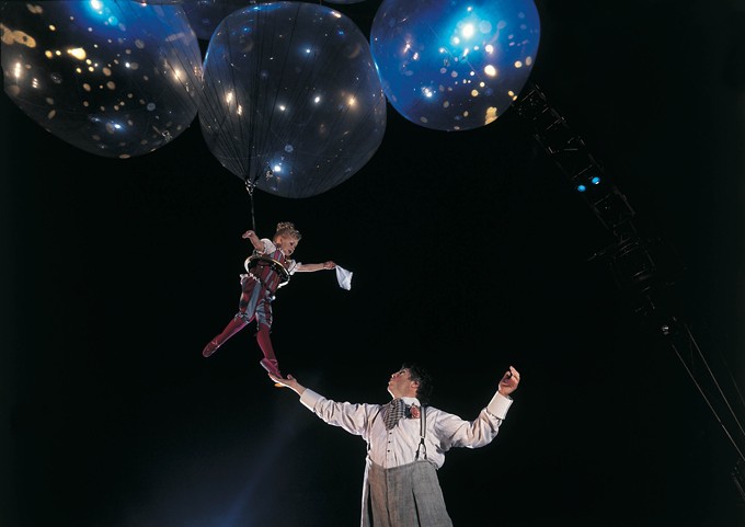 Cirque du Soleil's Corteo Dazzles Crowd on Opening Night (3)