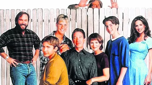 TGIF '90s Spectacular - COURTESY