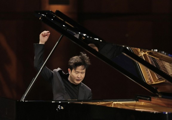Pianist Yekwon Sunwoo, the 2017 Gold medal winner of the prestigious Cliburn Competition, with join the Tucson Symphony Orchestra for a performance of Beethoven Symphony No. 7 in September.