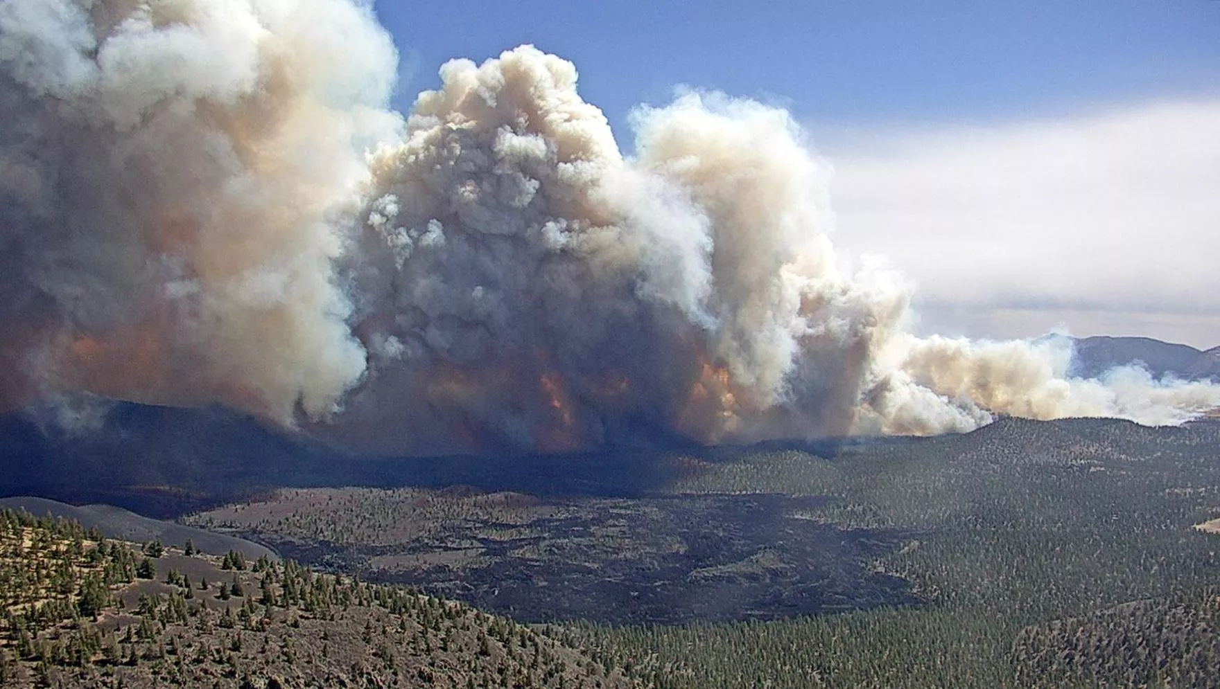 Tunnel Fire northeast of Flagstaff 0 contained, Ducey declares state